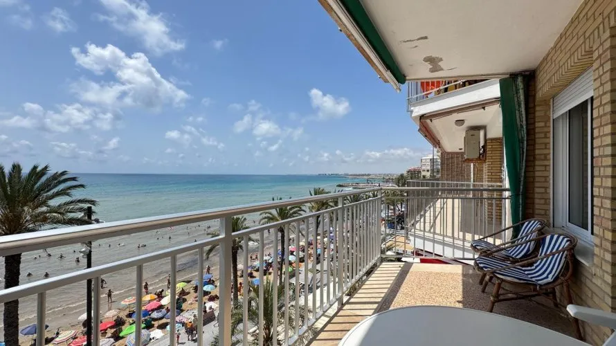 Apartment de 3 chambres à Torrevieja, Espagne No. 1989 № 17