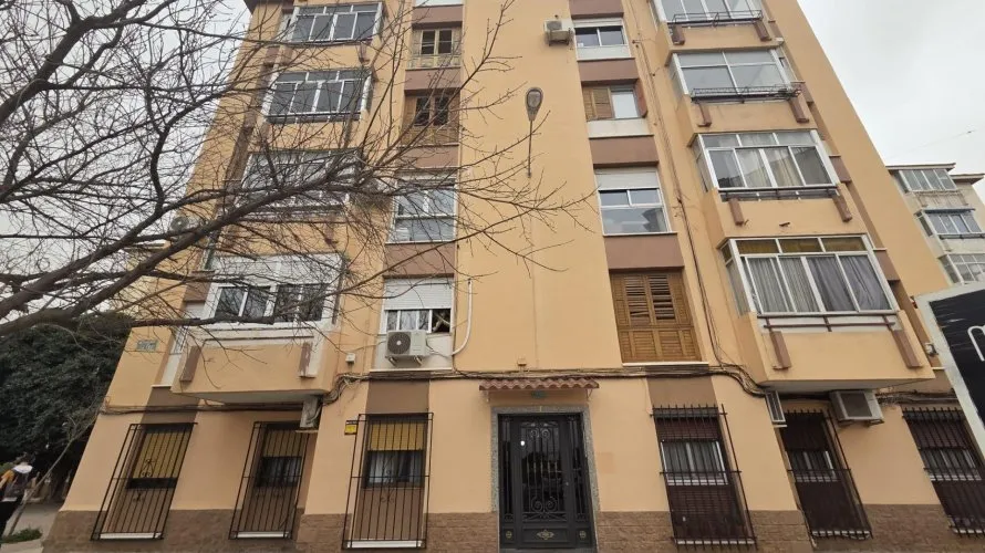 Apartment de 2 chambres à Alicante, Espagne No. 2333 № 2