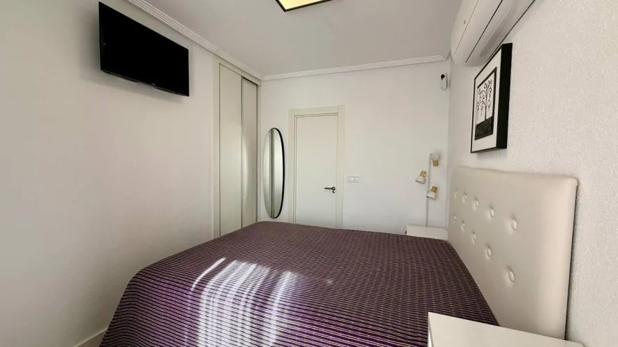 Penthouse de 1 chambre à Nueva Torrevieja, Espagne No. 2243 № 1