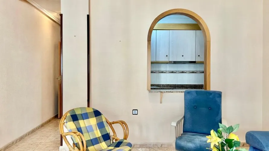 Apartment de 2 chambres à Torrevieja, Espagne No. 2303 № 6