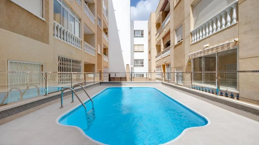 Apartment de 43m² à Torrevieja, Espagne No. 2366 № 2