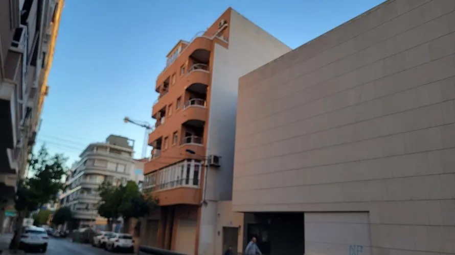 Apartment de 1 chambre à Torrevieja, Espagne No. 2233