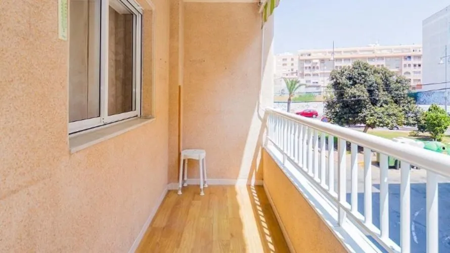 Apartment de 2 chambres à Torrevieja, Espagne No. 2355 № 5