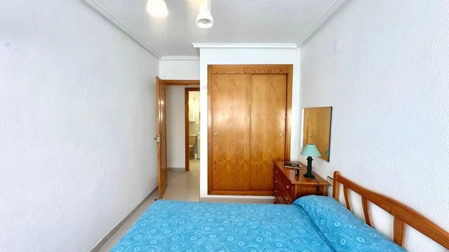 Penthouse de 2 chambres à Torrevieja, Espagne No. 2307