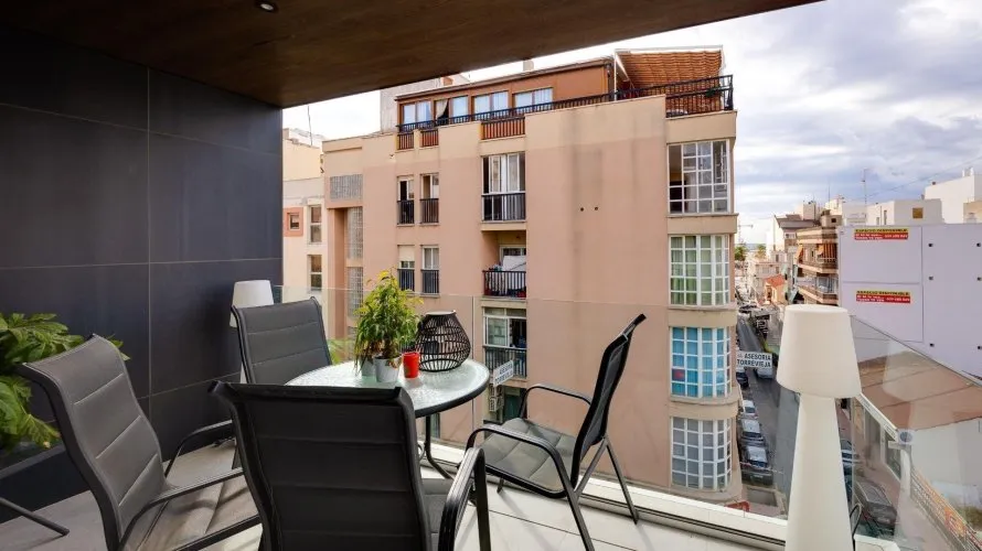 Apartment de 3 chambres à Torrevieja, Espagne No. 2043 № 25