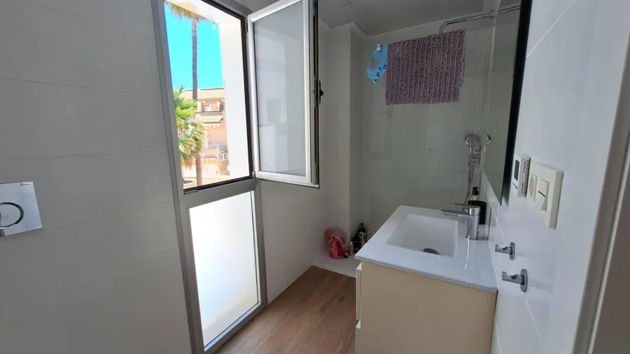 Apartment de 3 chambres à Torrevieja, Espagne No. 2067 № 13