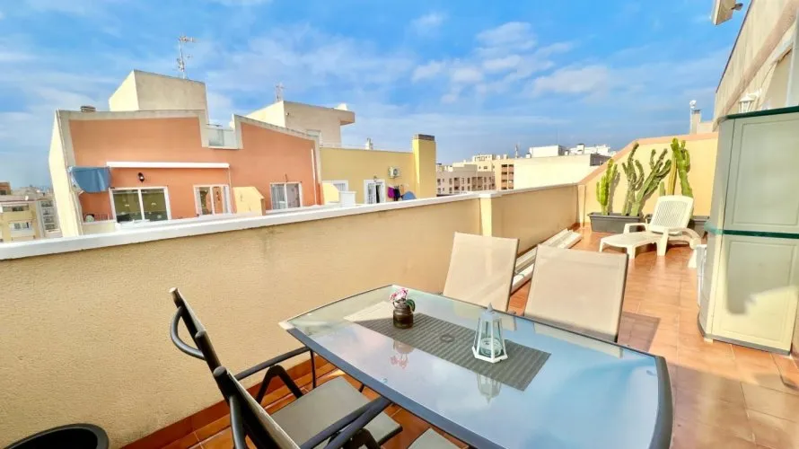 Penthouse de 2 chambres à Torrevieja, Espagne No. 2204 № 8