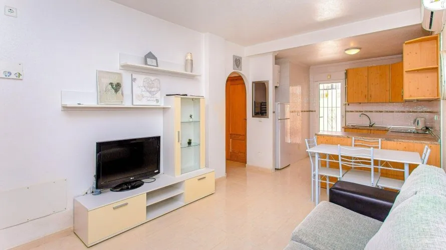 Apartment de 55m² à Campoamor, Espagne No. 2375 № 4