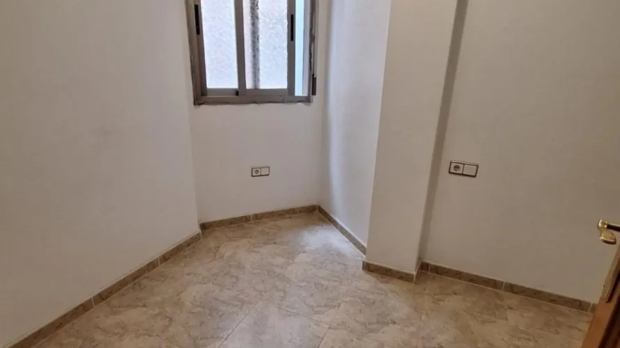 Apartment de 2 chambres à Torrevieja, Espagne No. 2181 № 8