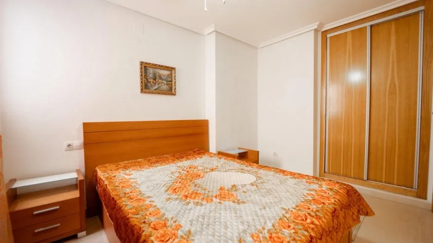 Apartment de 2 chambres à Torrevieja, Espagne No. 2200 № 6