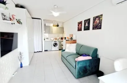 Apartment de 24m² à Torrevieja, Espagne No. 2373
