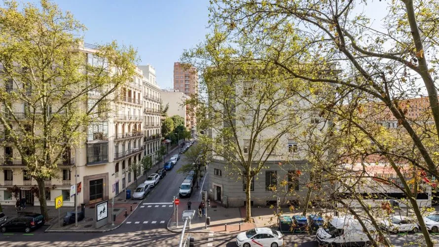 Apartment de 2 chambres à Madrid, Espagne No. 2029 № 20