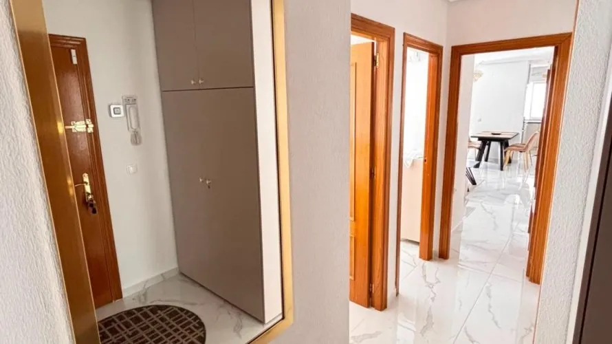 Apartment de 3 chambres à Torrevieja, Espagne No. 1987 № 16