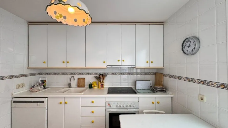 Apartment de 3 chambres à Torrevieja, Espagne No. 1989 № 1