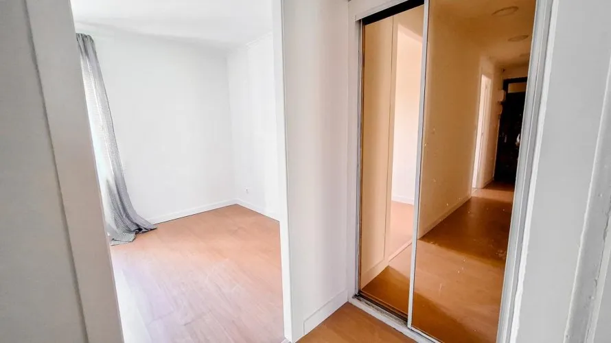Apartment de 1 chambre à Oviedo, Espagne No. 2199 № 4