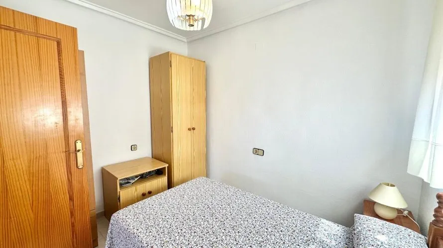 Penthouse de 2 chambres à Torrevieja, Espagne No. 2307 № 1