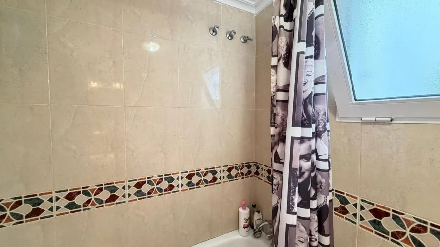 Apartment de 2 chambres à Torrevieja, Espagne No. 2254 № 18