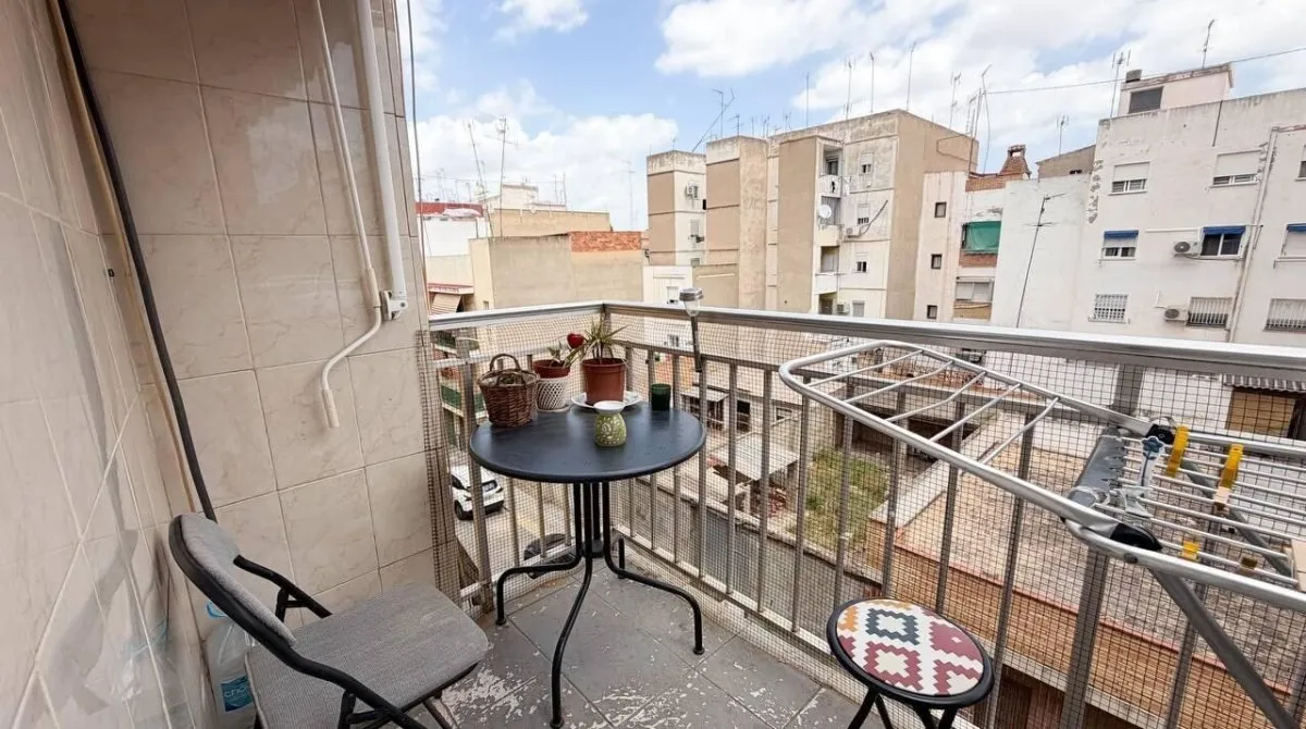 Apartment de 1 chambre à Manises, Espagne No. 2335