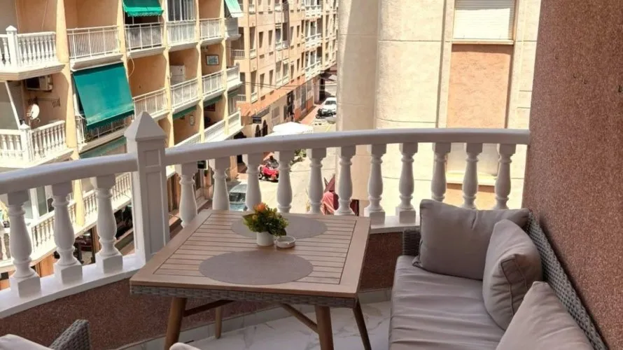 Apartment de 3 chambres à Torrevieja, Espagne No. 1987 № 21