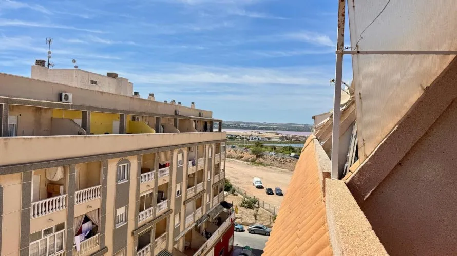 Penthouse de 2 chambres à Torrevieja, Espagne No. 2207 № 7