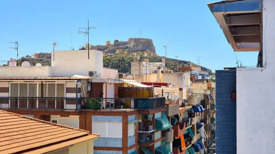 Apartment de 1 chambre à Alicante, Espagne No. 2360 № 17