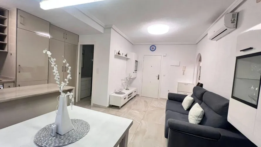 Apartment de 60m² à Torrevieja, Espagne No. 2229 № 8