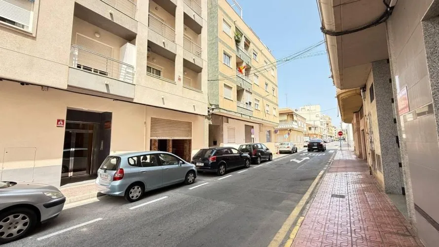 Apartment de 1 chambre à Torrevieja, Espagne No. 2190 № 4