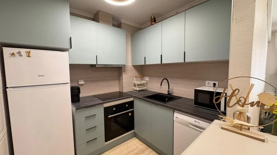 Apartment de 1 chambre à Torrevieja, Espagne No. 2334 № 3