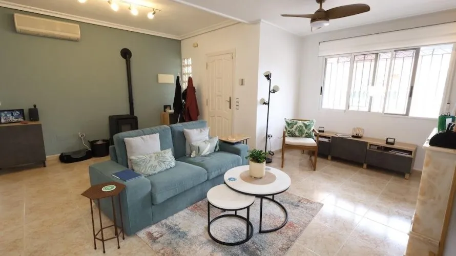 Apartment de 3 chambres à Campoamor, Espagne No. 2031