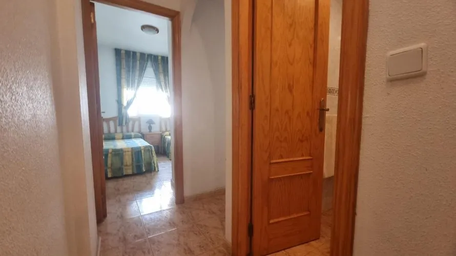 Apartment de 2 chambres à Torrevieja, Espagne No. 2192 № 11
