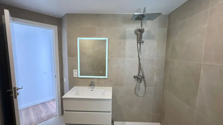 Penthouse de 1 chambre à Manises, Espagne No. 2062 № 10