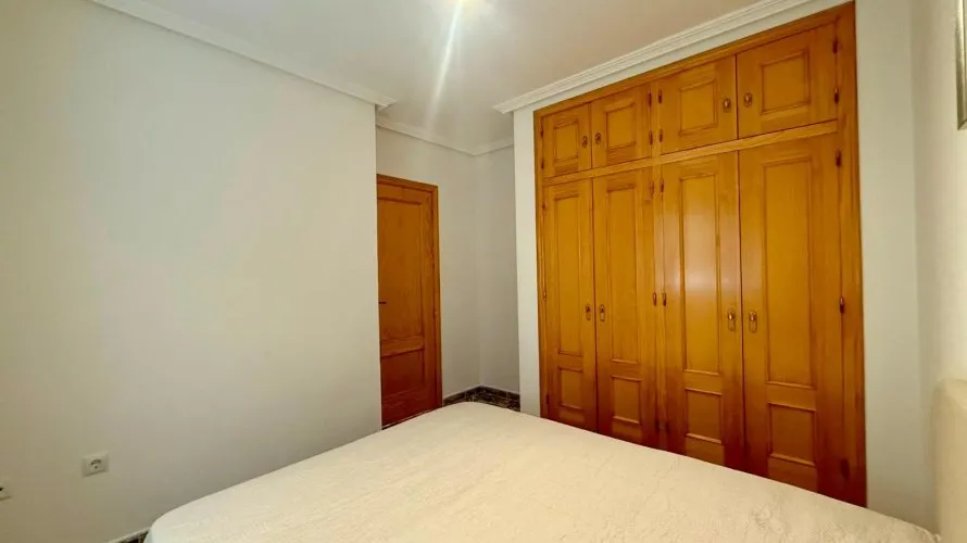 Apartment de 2 chambres à Torrevieja, Espagne No. 2441 № 6
