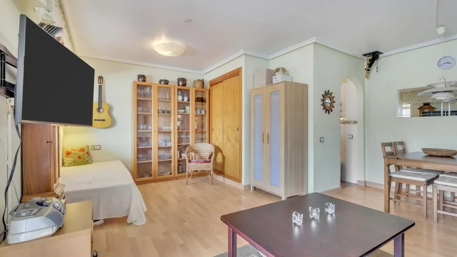 Apartment de 60m² à Torrevieja, Espagne No. 2428 № 4