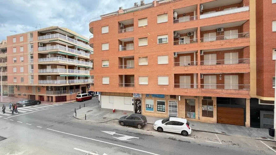 Apartment de 4 chambres à Torrevieja, Espagne No. 2516 № 11