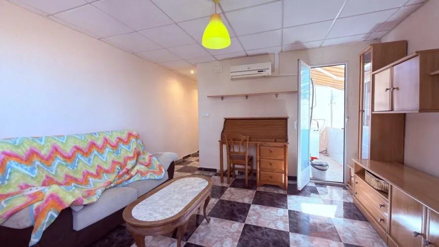 Apartment de 2 chambres à Alicante, Espagne No. 2491 № 4