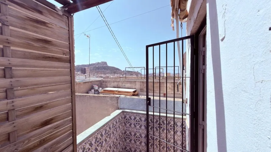 Apartment de 2 chambres à Alicante, Espagne No. 2491 № 9