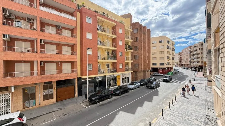 Apartment de 4 chambres à Torrevieja, Espagne No. 2516 № 27