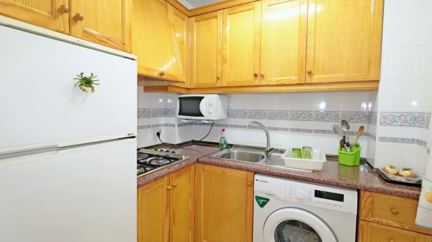 Apartment de 2 chambres à Torrevieja, Espagne No. 2523 № 5