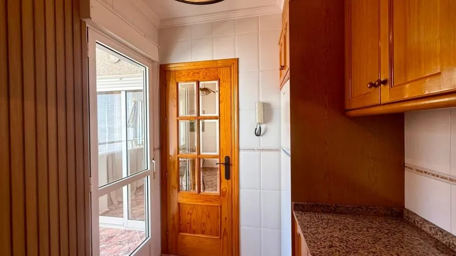 Apartment de 2 chambres à Torrevieja, Espagne No. 2441