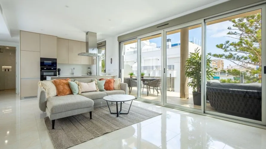 Apartment de 129m² à Torrevieja, Espagne No. 2434 № 24