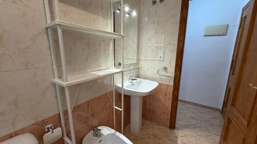 Apartment de 2 chambres à Torrevieja, Espagne No. 2571 № 6