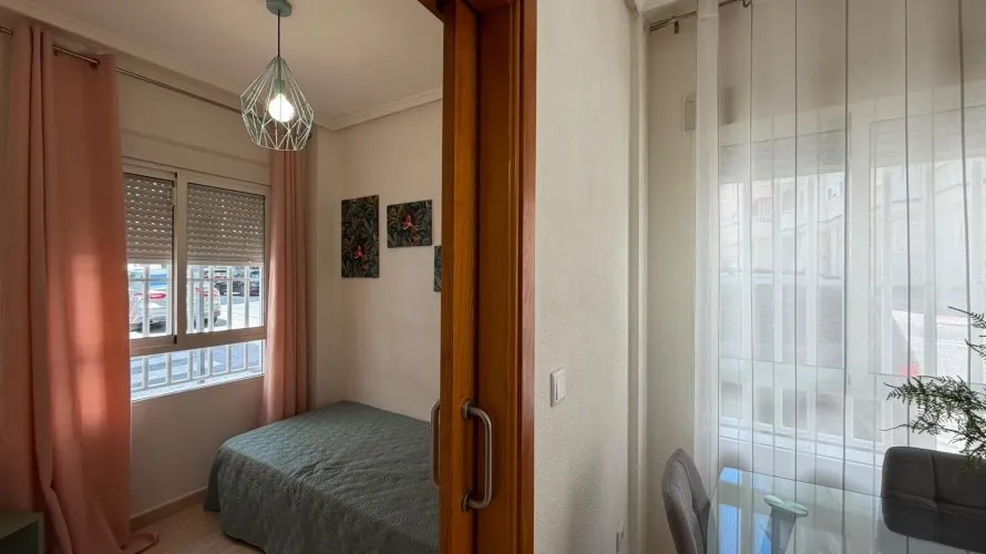 Apartment de 40m² à Torrevieja, Espagne No. 2614 № 2