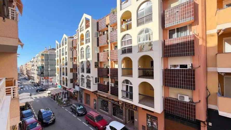 Apartment de 2 chambres à Torrevieja, Espagne No. 2624 № 14
