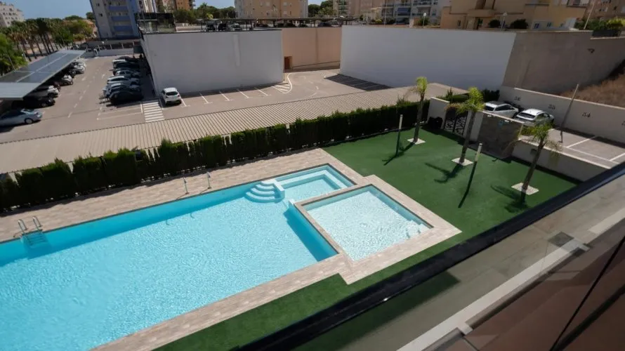 Apartment de 2 chambres à Guardamar del Segura, Espagne No. 2629 № 4