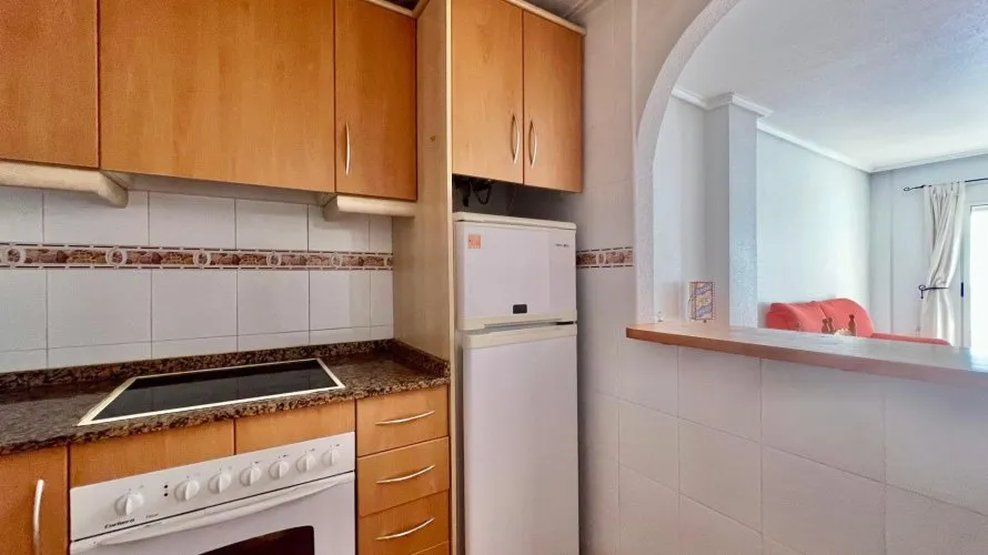 Apartment de 1 chambre à Torrevieja, Espagne No. 2617 № 12