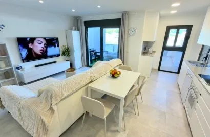 Apartment de 3 chambres à Villajoyosa, Espagne No. 2646
