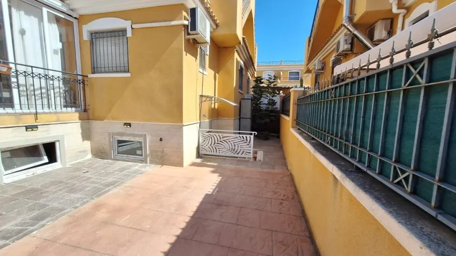 Duplex de 83m² à Torrevieja, Espagne No. 2622 № 25