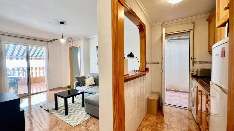 Apartment de 1 chambre à Torrevieja, Espagne No. 2631 № 4