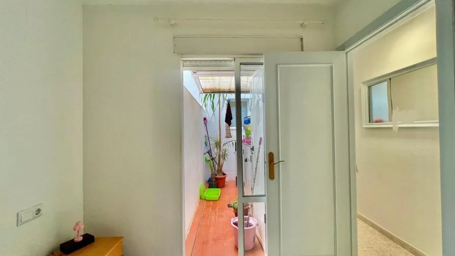 Apartment de 1 chambre à Torrevieja, Espagne No. 2632 № 3