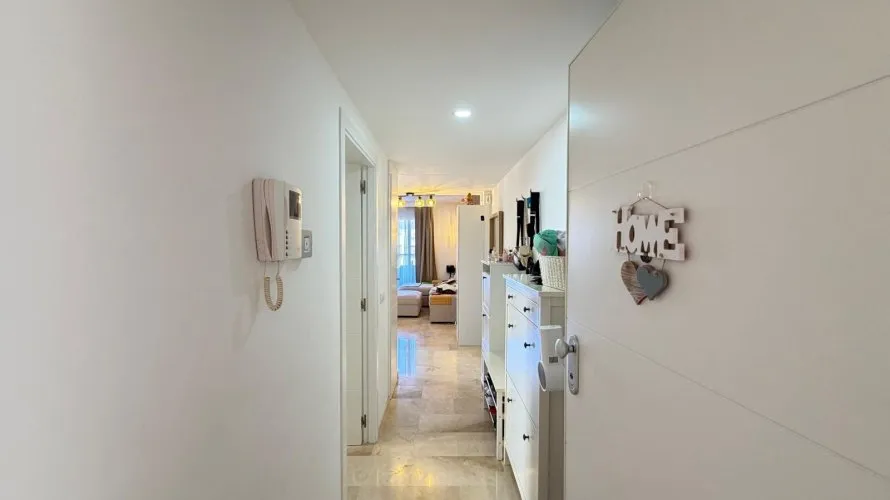 Apartment de 3 chambres à Torrevieja, Espagne No. 2623 № 27